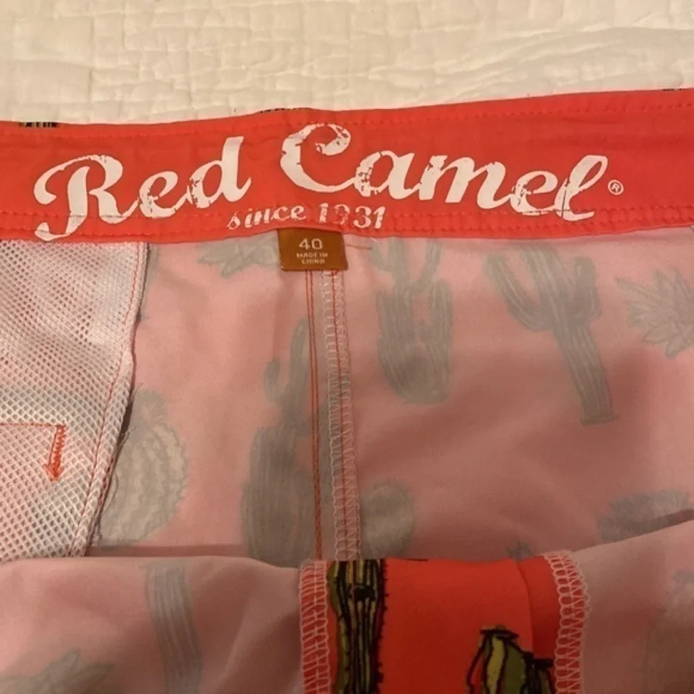 Red Camel super cute